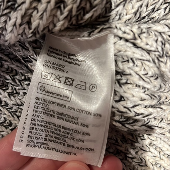 H&M sweater - Picture 5 of 5